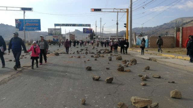 Perú: Camioneros y agrarios inician paralizaciones