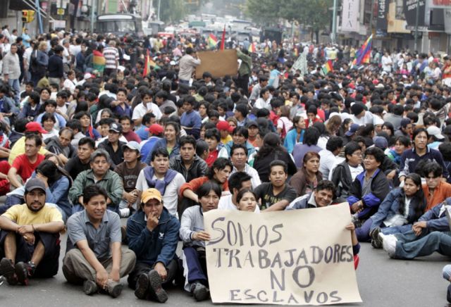 Pese a las dificultades, migrantes mantienen a mil millones de personas