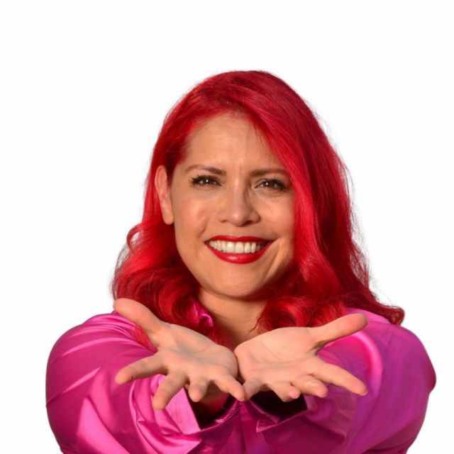 Sophia Canta compone música para la niñez
