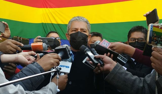 Novillo dice que construcción de radares avanzó más de 90% y habrá un convenio para usarlos en lucha antidroga