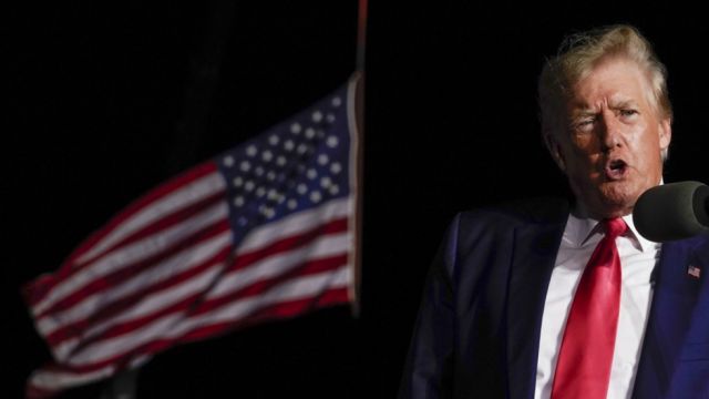 Trump: "Somos una nación que mendiga petróleo a Venezuela, Arabia Saudita y muchos otros"