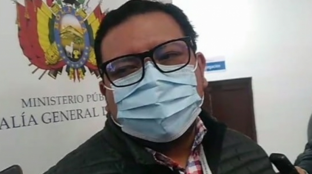 Aprehenden a secretaria de BST de Chuquisaca cuando cobraba "aportes" a militantes