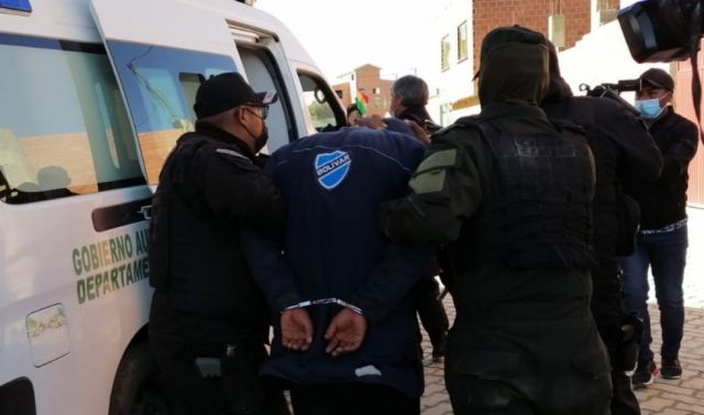 Envían a Chonchocoro a joven sindicado de asesinar a su madre