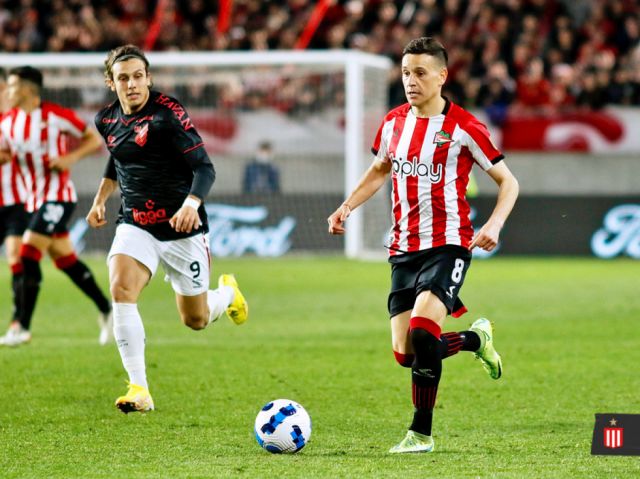 Estudiantes perdió sobre  la hora ante Paranaense