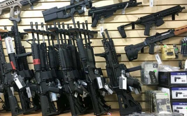 Ucrania y Europol analizan tráfico ilícito de armas