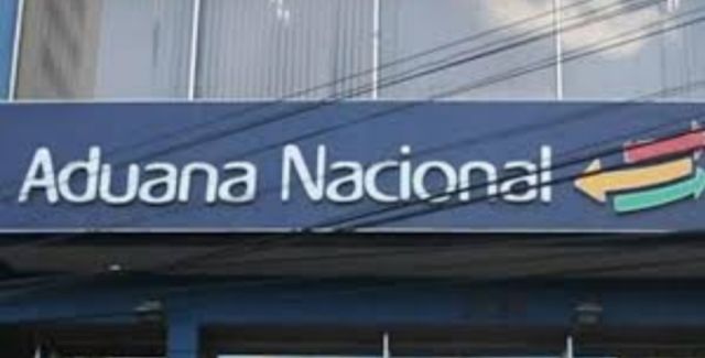 Enfrentamiento entre contrabandistas y aduaneros dejó dos heridos