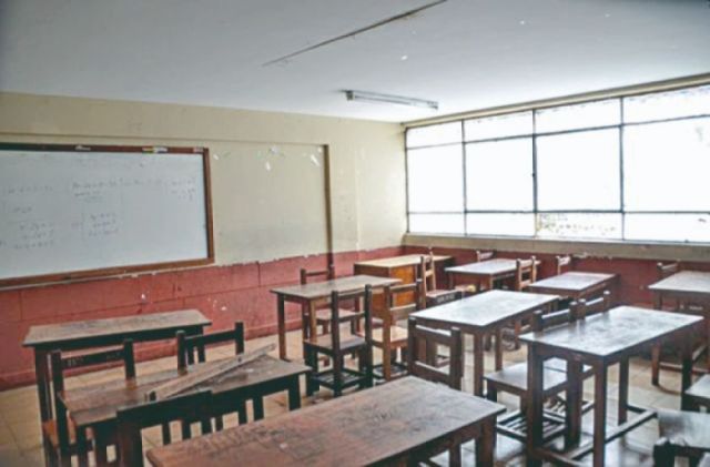 Suspenden a maestra que solicitó semen a escolares en Santa Cruz mientras se investiga el caso