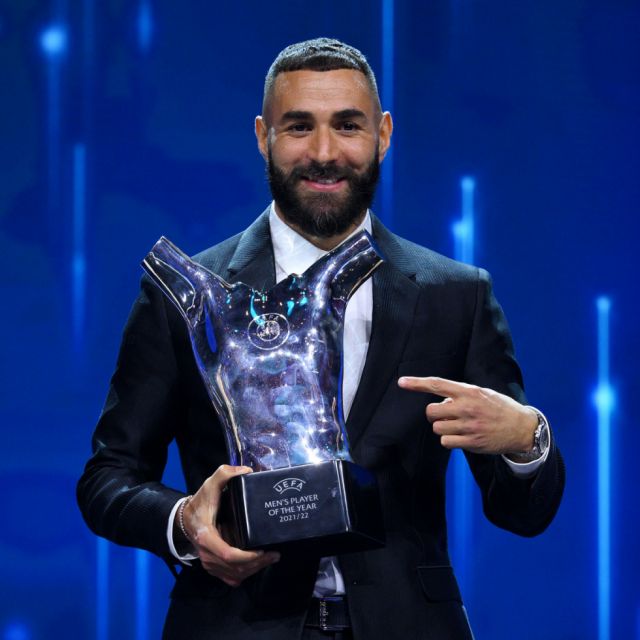 Benzema fue elegido el mejor  futbolista del año por la UEFA