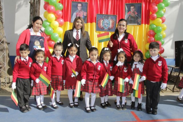 Alumnos de la Primera Sección.