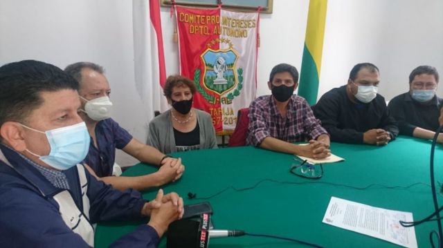 Margarita: Cívicos  de Tarija quieren paro indefinido, AMT y la “U” callan 
