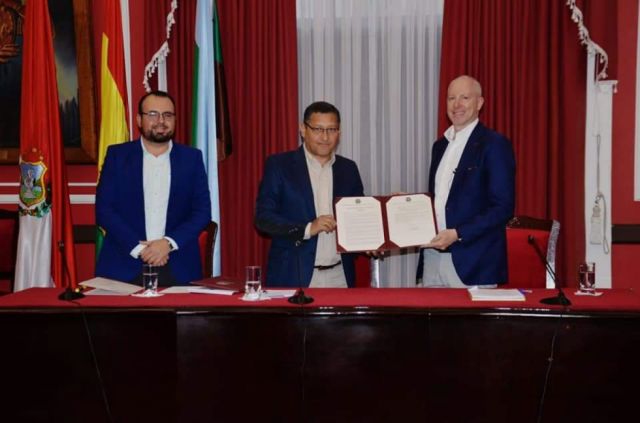 Gobernación promulga decreto que fortalece gestión integral del agua en Tarija 