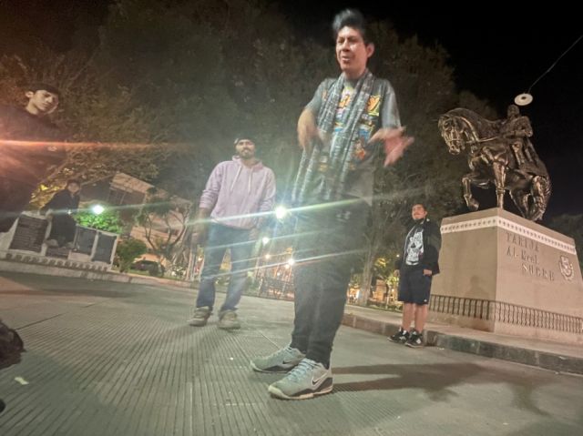 Distrito S escogiendo representante para el evento nacional de hip-hop “Viñedos - La Paz”