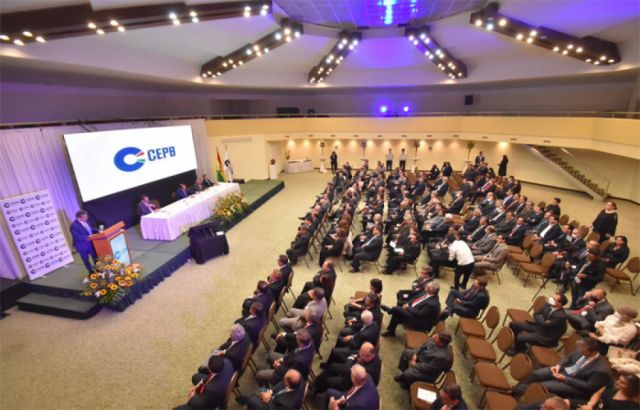 Empresarios plantean buscar un acuerdo para sacar a Bolivia de la espiral de tensiones y conflictos