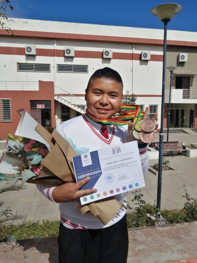 Estudiante tarijeño obtiene medalla de bronce en la XV Olimpiada Iberoamericana de Biologia