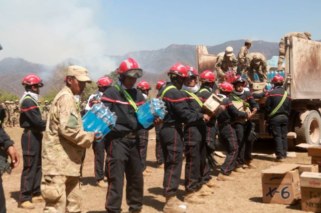 Aguaragüe: Entregan insumos para los bomberos del Ejército 