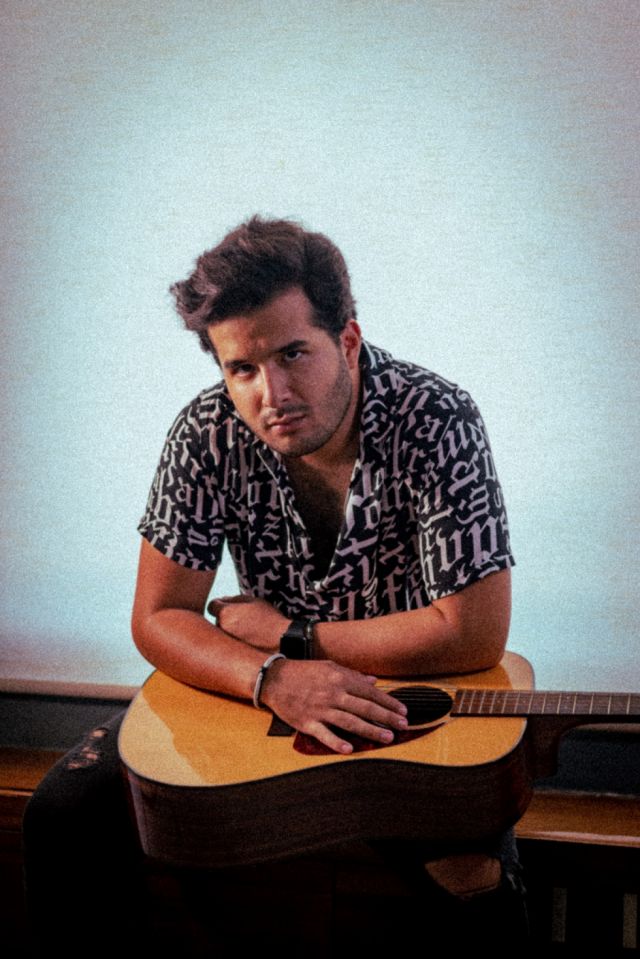 Juanpaurt libera su tristeza con música