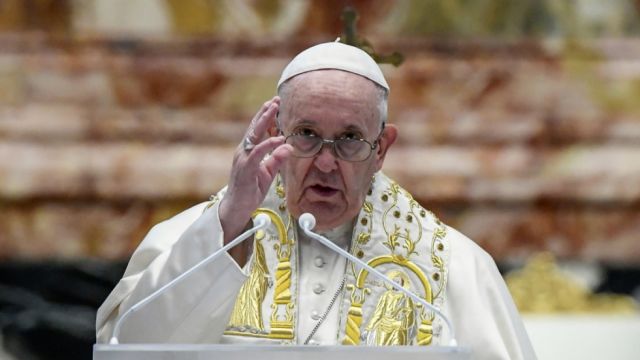 Papa Francisco pide a líderes mundiales “iniciativas” para acabar con la guerra en Ucrania
