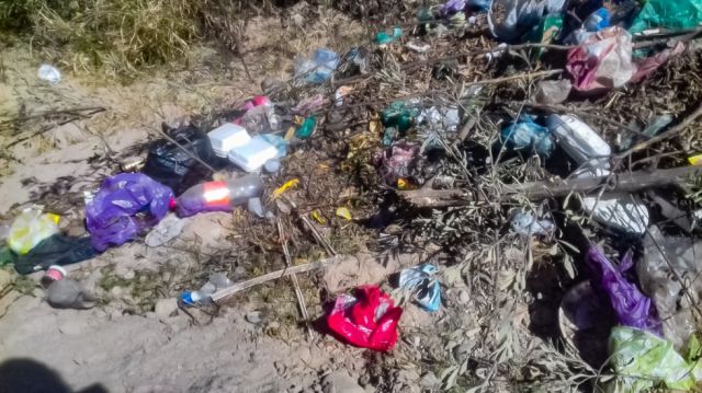Aguas residuales contaminan las  fuentes en San Francisco del Inti