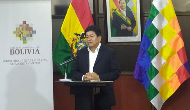 Ministro Montaño niega que Nina haya huido y afirma que sigue trabajando ‘normal’