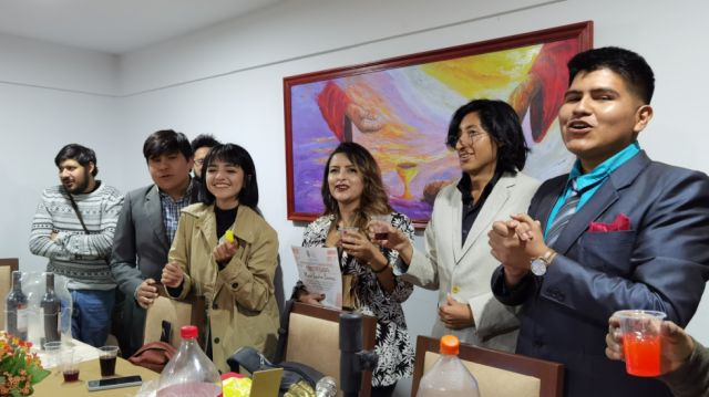 Cumpleaños feliz.