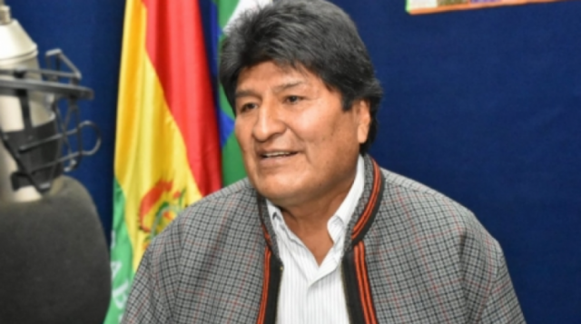 Evo acusa a los "oportunistas infiltrados" en el Gobierno de conspirar con la derecha
