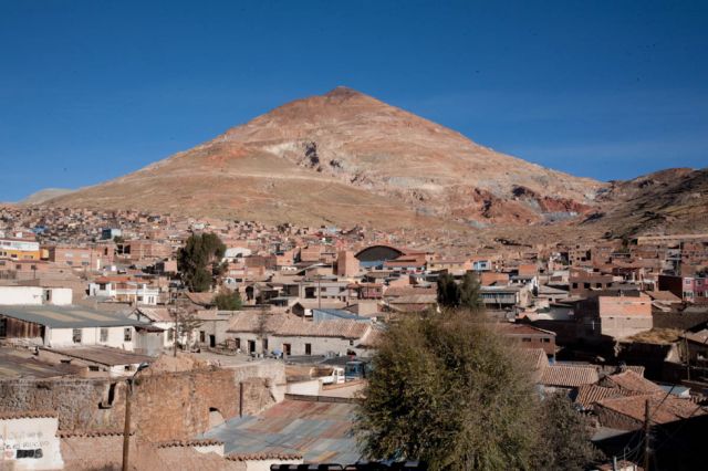 Cerro Rico: Preparan intervención en hundimientos