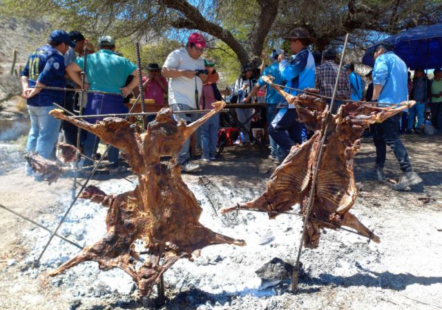 Chivo a la cruz, manjar cinteño