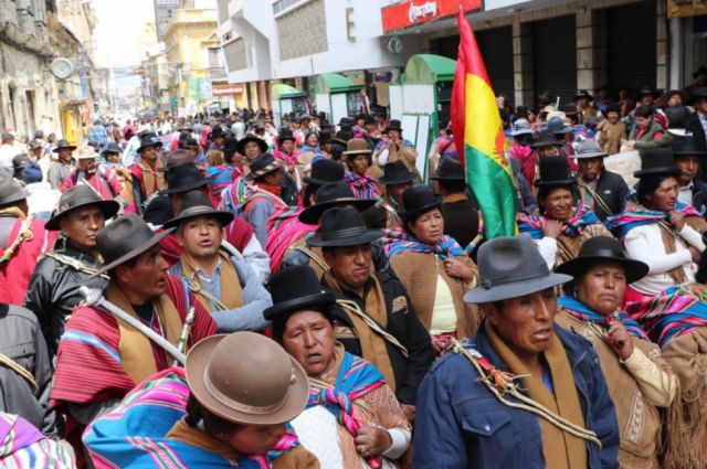 Organizaciones sociales se declaran en emergencia