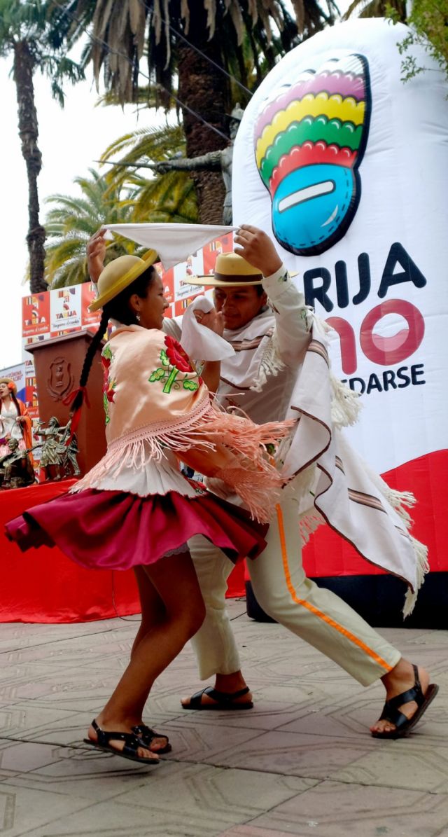 Tarija se luce en el acto de lanzamiento como Capital de la Cueca Boliviana 2022 - 2023