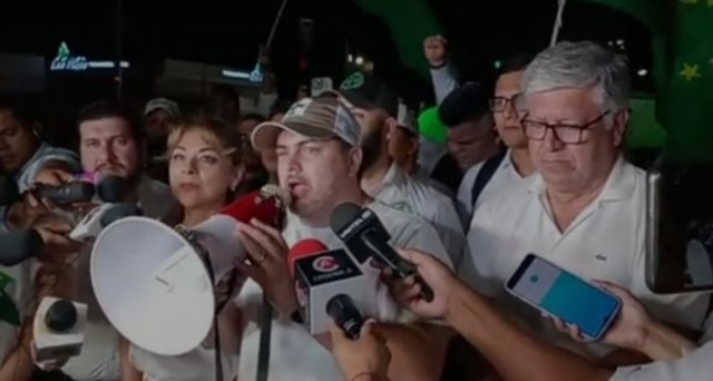 Comienza el paro indefinido en Santa Cruz y el gobernador cruceño anuncia asistir al diálogo