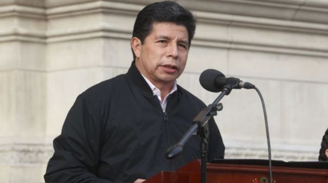 Pedro Castillo llama al pueblo a oponerse a su destitución