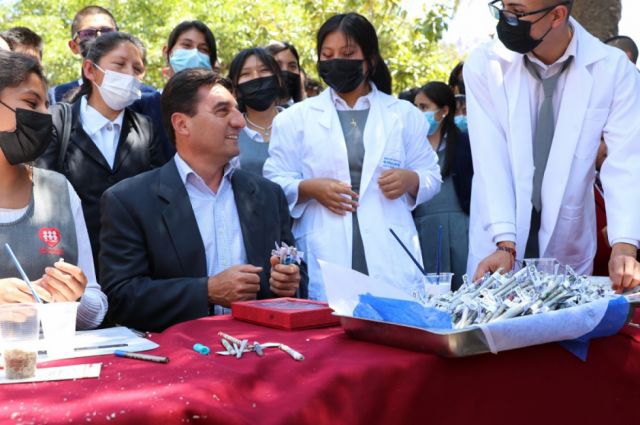 Tarija: EMAT impulsa la fabricación de los lápices ecológicos