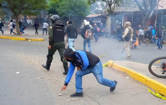 Tarija: Enfrentamientos, heridos y arrestados marcaron el paro 
