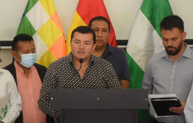 Plataformas activan revocatorio ante el TDE contra Jhonny Fernández