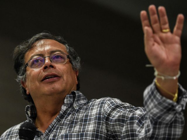 Petro declara el estado de desastre en Colombia