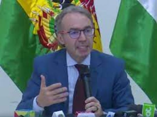 Gobierno instalará mesa técnica por el censo el viernes, aún sin confirmación de la comisión cruceña