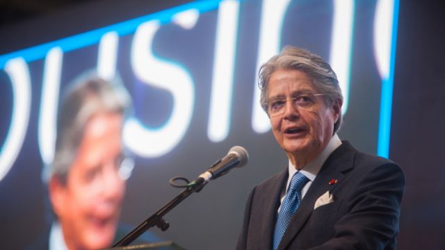 Lasso decreta estado de excepción en 2 provincias