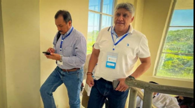 Rector de la UAGRM se retira de comisión técnica y denuncian que Gobierno oculta información