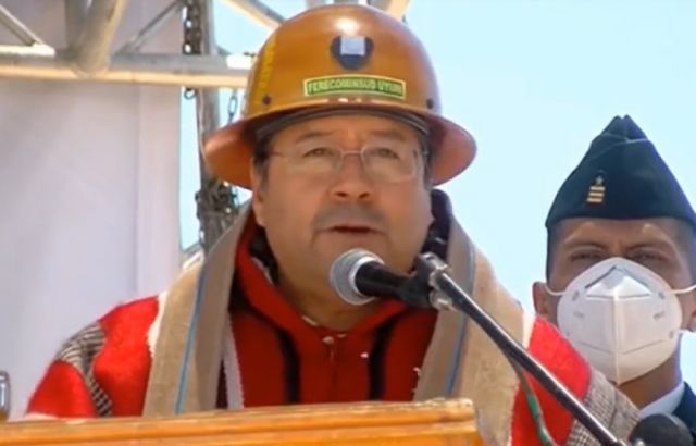 Arce: la industrialización del litio “será gradual en función al tamaño del bolsillo que tenemos ahora”