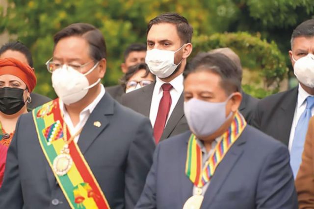 ¿A quién sirve Eduardo del Castillo?