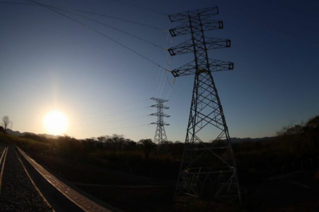 AE aprueba nuevas tarifas de electricidad para Tarija 