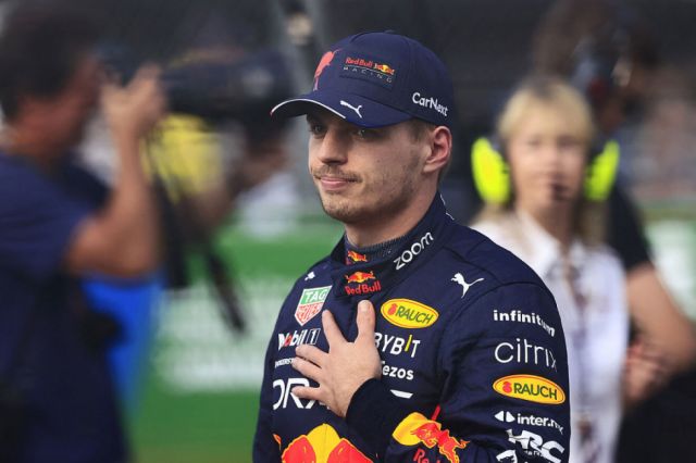 Pérez explotó por no adjudicarse la posición, Verstappen le respondió