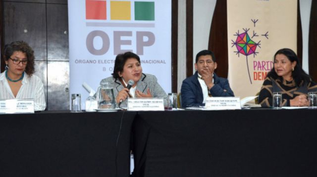 TSE estima 6 meses para redistribución de escaños
