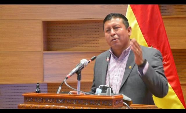 Diputado de CC acusa a Mesa de aplicar el “dedazo”