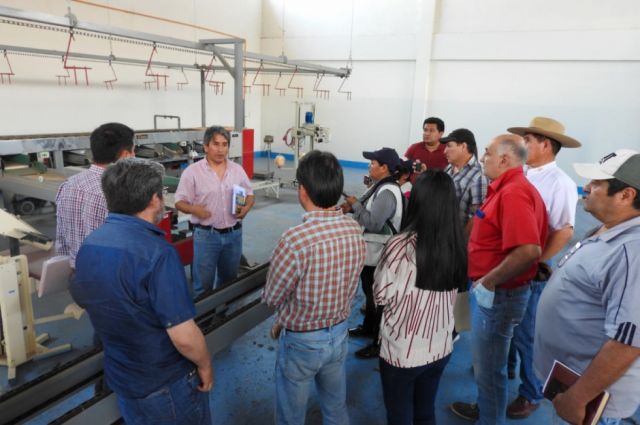 Asamblea inspecciona la Planta de Cítricos en Bermejo 