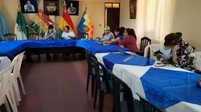 Morales se reúne con diputados del ala radical y recomendó no aprobar la ley del Censo