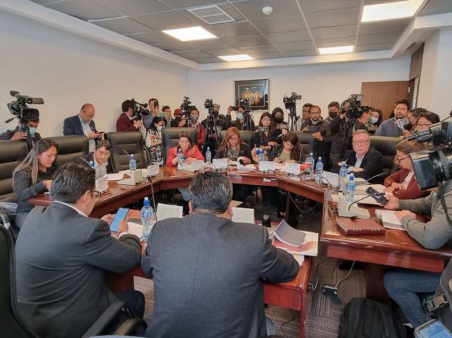 Censo: 3 de los 6 proyectos se retiran para unificar uno solo
