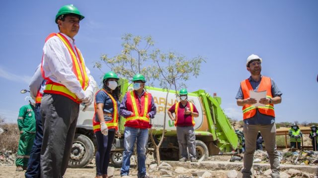 La Alcaldía de Tarija inicia prueba para mitigar olores en el botadero 