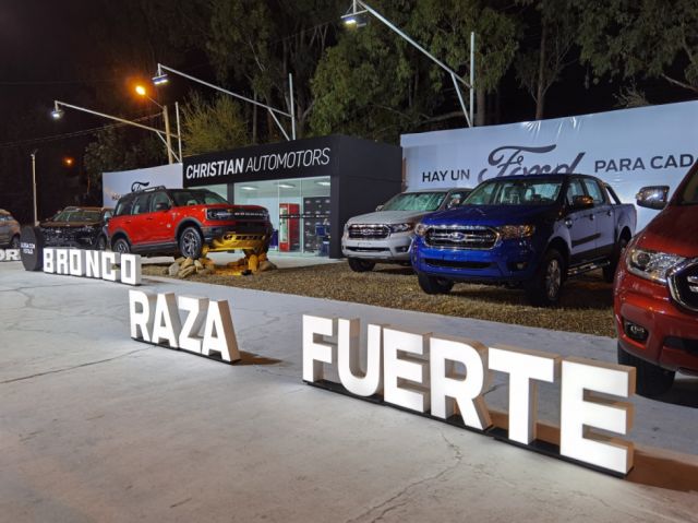 Christian Automotors con una oferta impresionante.