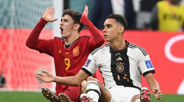 Alemania sigue con vida tras dividir honores ante España